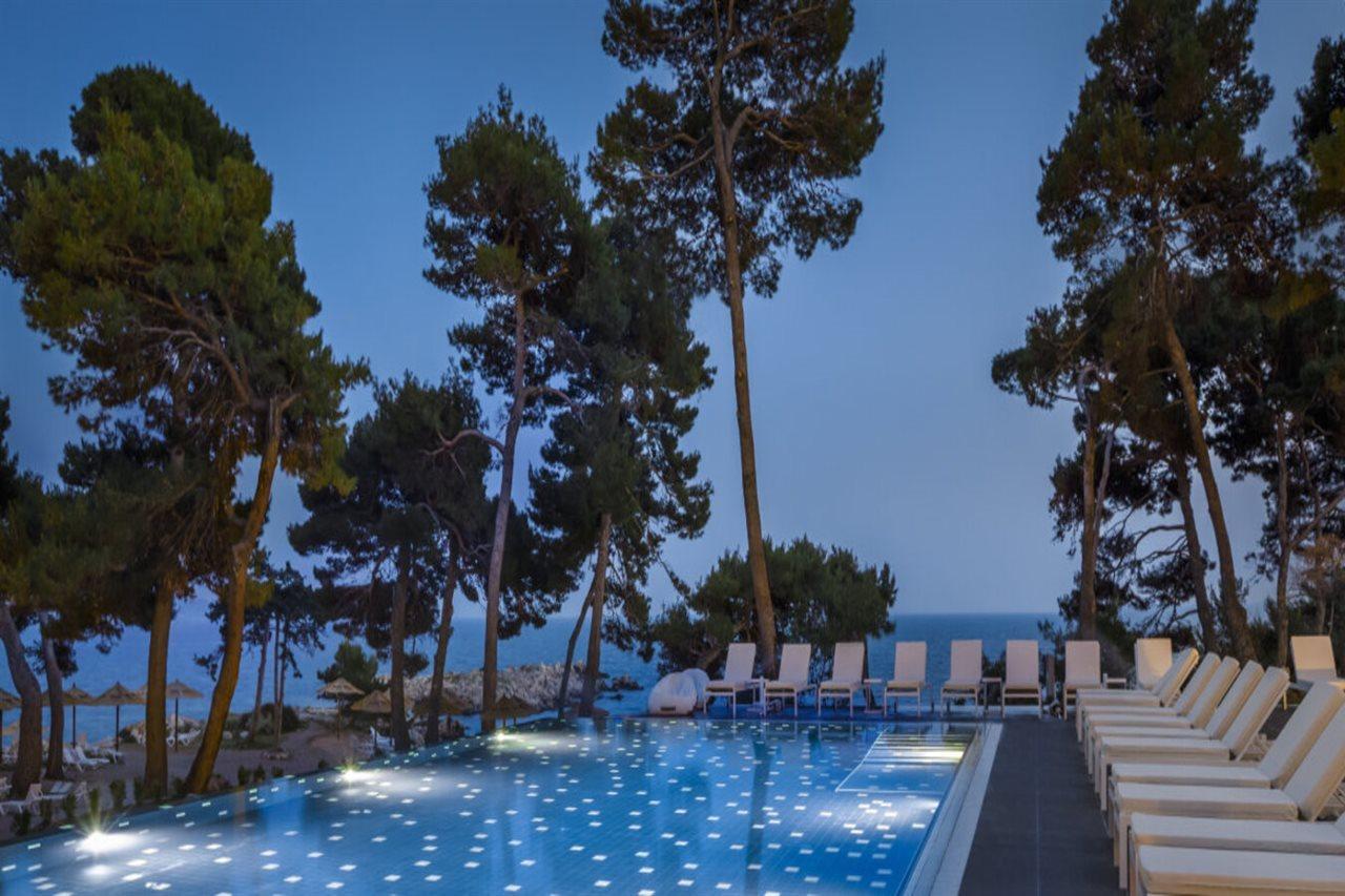 Valamar Carolina Hotel & Villas Kampor Exterior photo