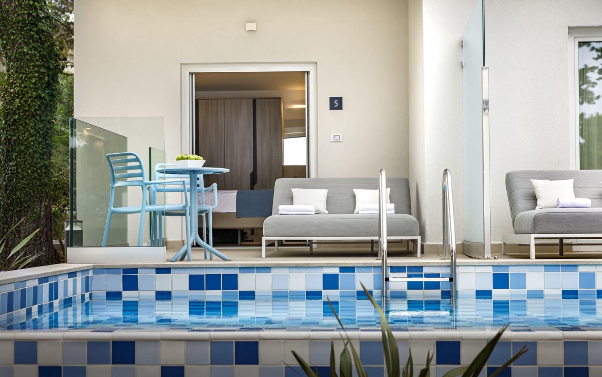 Valamar Carolina Hotel & Villas Kampor Exterior photo